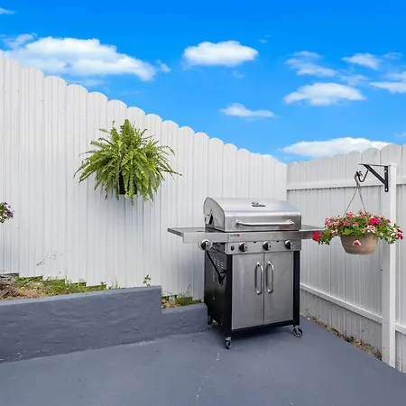 Tropical Paradise Cape Coral Exterior photo